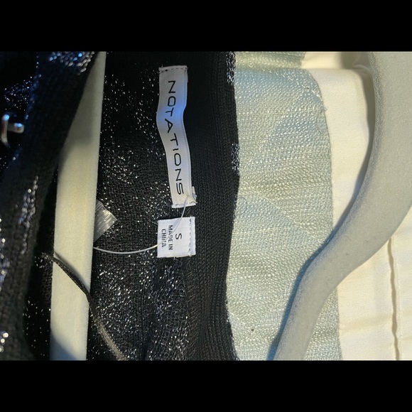 3/$25 NWT Women’s dressy size small glittery sweater - Picture 8 of 9